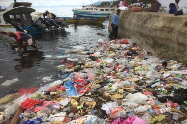 UN roadmap outlines solutions to cut global plastic pollution  